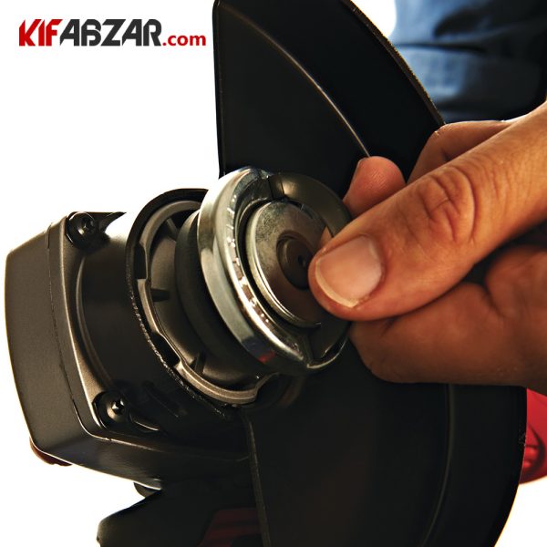 تعویض صفحه مینی فرز دسته بلند 1750 وات میلواکی مدل AGV 17-125 XE