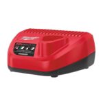 کیت باتری و شارژر 12 ولت میلواکی مدل M12NRG 202 - تصویر 3